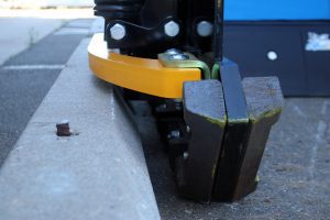 SnowDozer Wing Trip Spring Curb Clearance